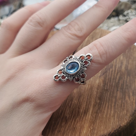 Blue Gem Filigree Ring - Women Jewelry Size 8 R825 - Picture 2 of 2